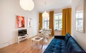 New Praga Enchanting Studio